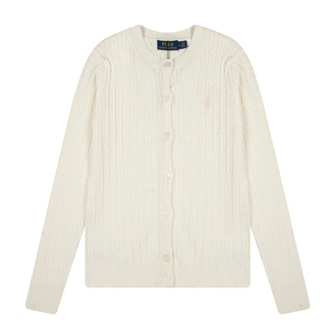 P196 White background picture [Evergreen for all seasons] Style number: 25123# Color: black/navy blue/almond/white Size: S-XL - Ralph Lauren/Ralph Lauren 2025FW Zhao Lusi's same solid color logo knitted versatile fine twist knitted buttoned long-sleeved cardigan - RL's classic fine twist cardigan 21S quality cotton yarn A cardigan that can be worn in all seasons Can be matched inside or outside Simple and clean basic color matching The upper body is clean and flawless. The comfort brought by imported cotton yarn is soft. An item that cannot be rejected.